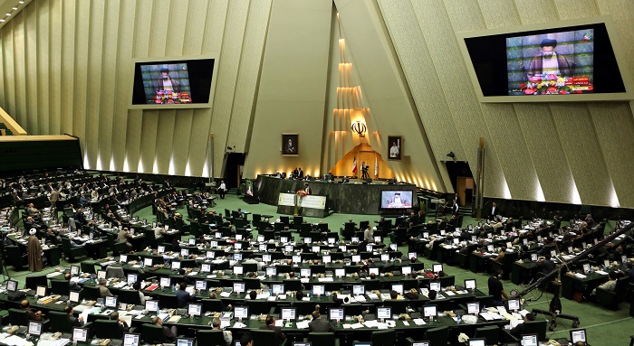 epa03823138 A general view of the parliament during the parliament session on 13 August 2013 in Tehran, Iran. Iranian president Hassan Rowhani proposed his cabinet to the parliament on 12 August 2013. All designated ministers need the majority votes of the 290 deputies before taking office. Rowhani said that his government will take distance from any form of extremism and rather adopt a moderate approach for ending the country?s international isolation.  EPA/ABEDIN TAHERKENAREH