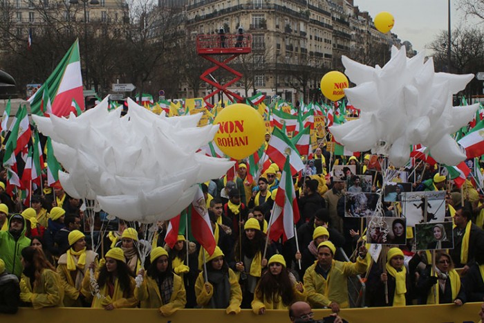 Rouhani Paris Visit Met by Thousands of Protestors